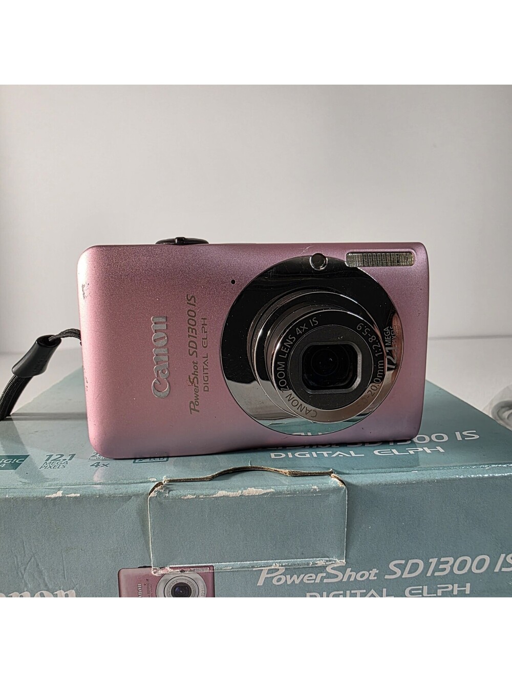 Canon PowerShot SD1300 IS Pink 12.1MP Digital ELPH 4x Zoom + Battery & SD Card